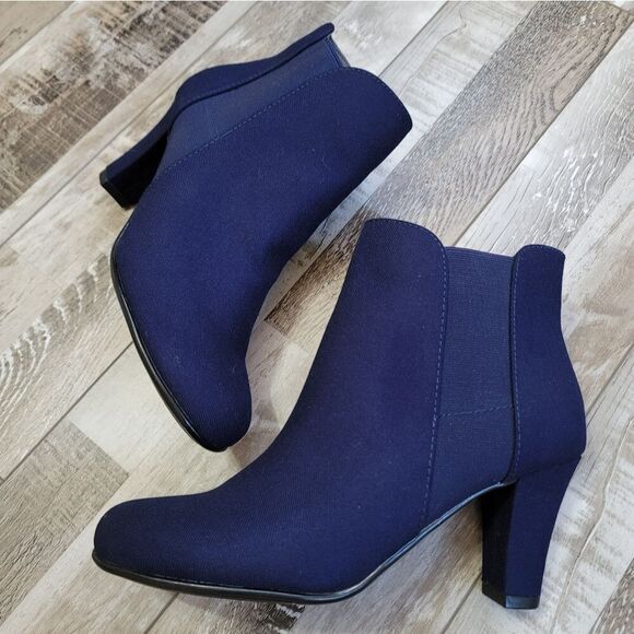 Aerosoles A2 Strole Along Blue Heeled Boots size 9 - Picture 1 of 10